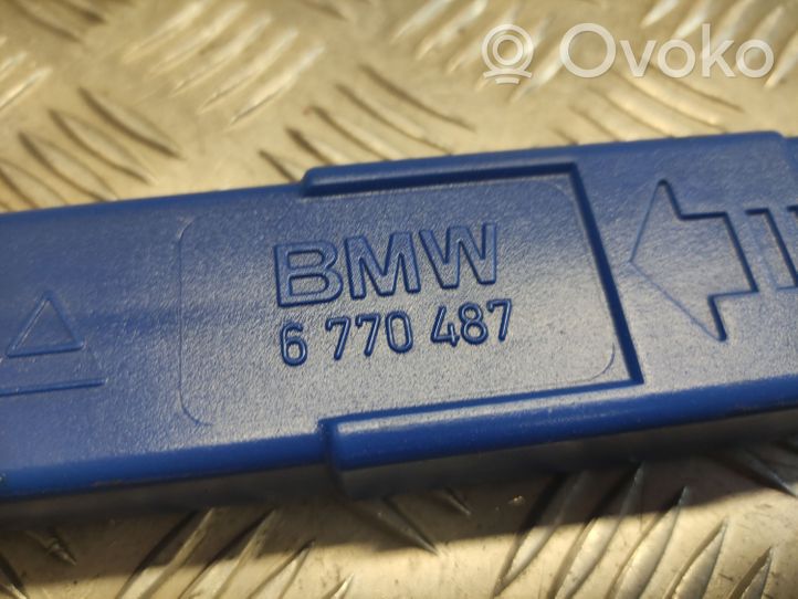 BMW 5 GT F07 Varoituskolmio 6770487