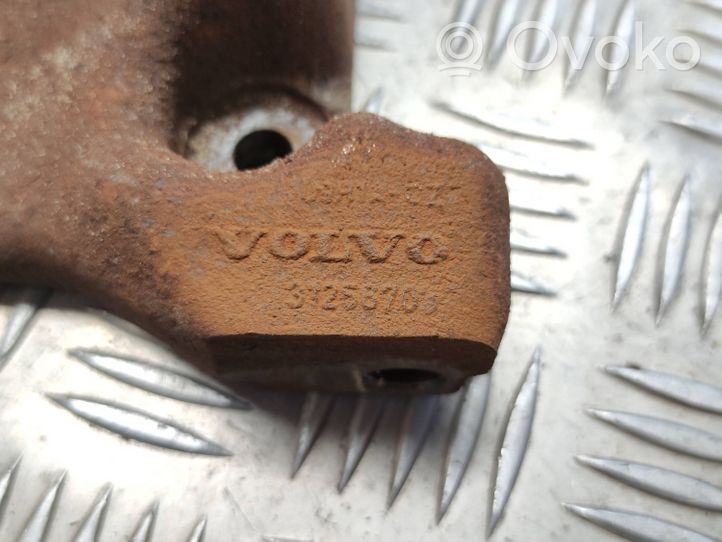 Volvo V40 Staffa del cuscinetto di supporto dell’albero di trasmissione 31258703