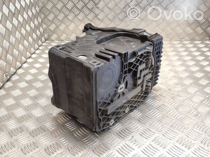 Volvo V60 Boîte de batterie 31299569
