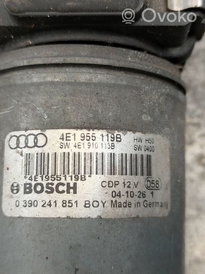 Audi A8 S8 D3 4E Mechanizm i silniczek wycieraczek szyby przedniej / czołowej 4E1955023K