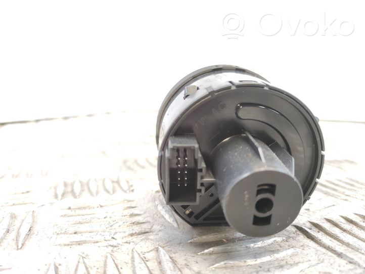 Skoda Octavia Mk3 (5E) Light switch 5E0941431F