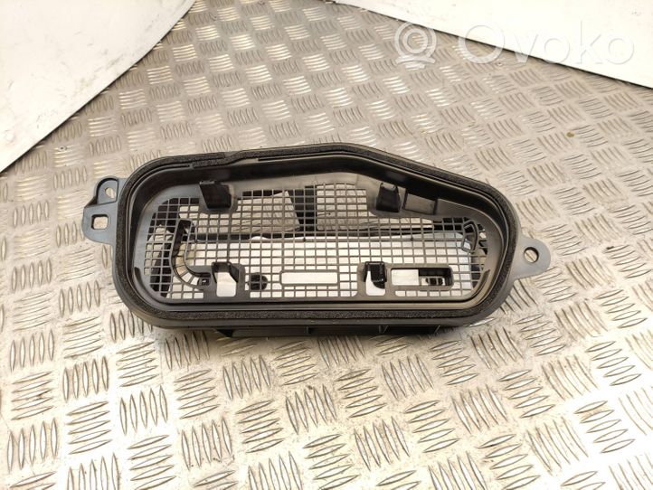 Citroen C4 III e-C4 Parte del condotto di aspirazione dell'aria 9826833180