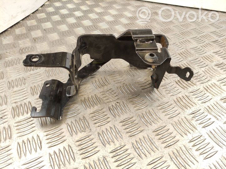 Citroen C4 III e-C4 Supporto pompa ABS 9824447480