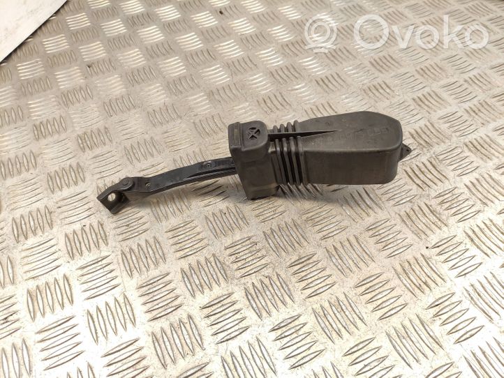 Audi A3 S3 8V Front door check strap stopper 8V0837267