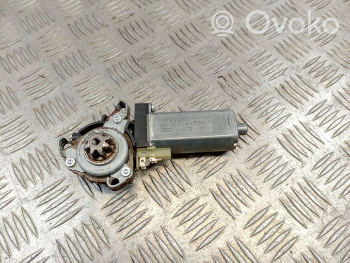 Mercedes-Benz GLK (X204) Motorino di regolazione del sedile 0390203003