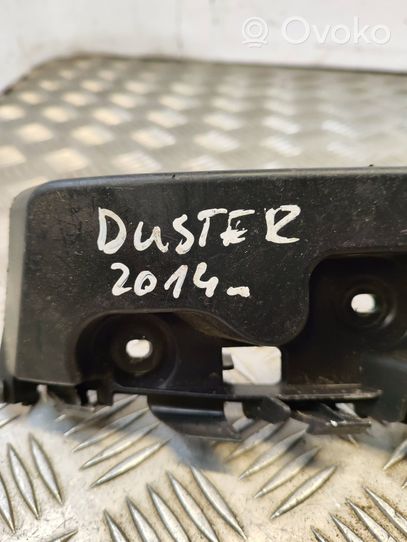 Dacia Duster Support de montage de pare-chocs avant 622220011R