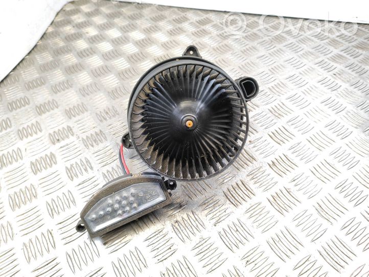 Volvo XC40 Ventola riscaldamento/ventilatore abitacolo 31497512