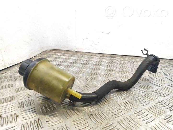 Volvo S60 Serbatoio/vaschetta del liquido del servosterzo 31302576