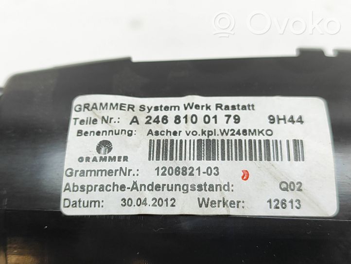 Mercedes-Benz B W246 W242 Auton tuhkakuppi A2468100179