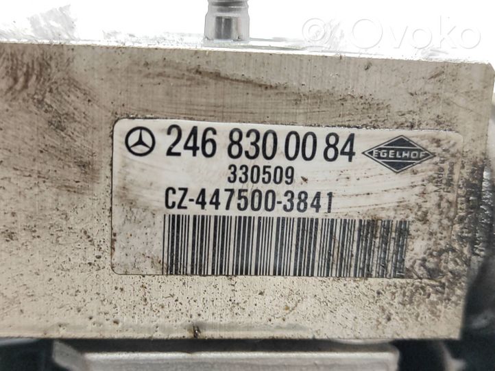 Mercedes-Benz B W246 W242 Ilmastointilaitteen sisälauhdutin (A/C) 2468300084