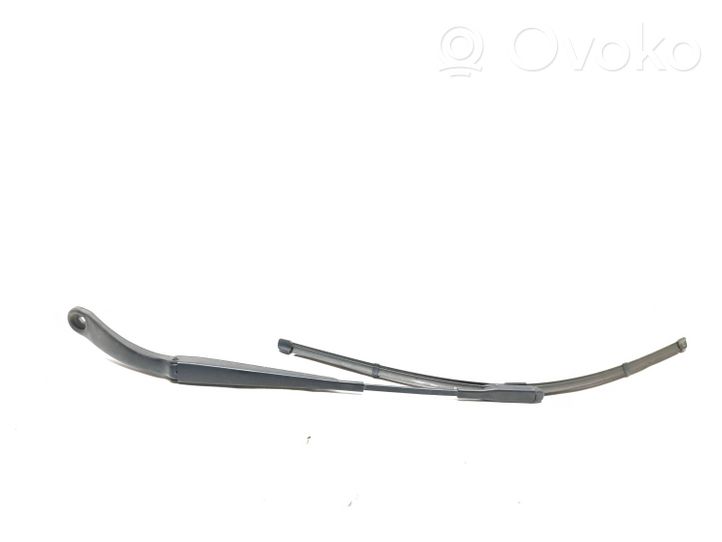 Mercedes-Benz B W246 W242 Brazo del limpiaparabrisas delantero A2468200144