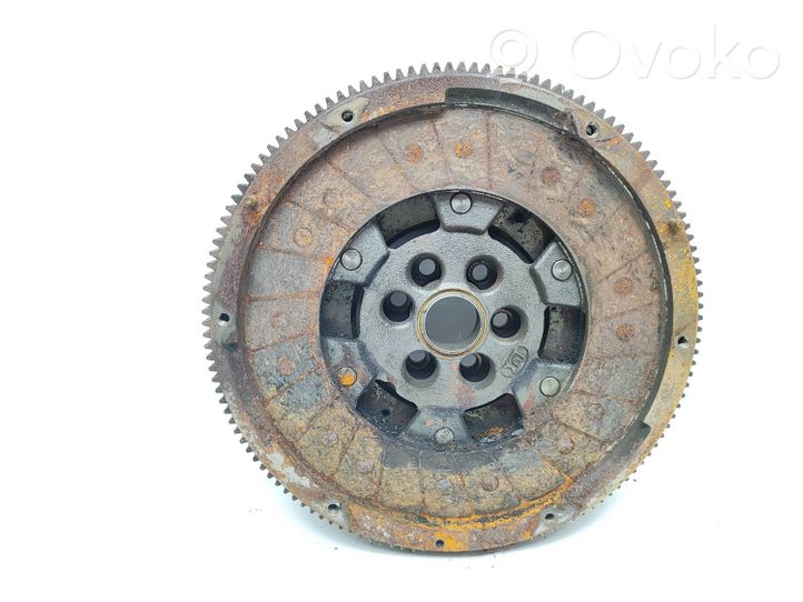 Volkswagen PASSAT B8 Dual mass flywheel 04L105266C