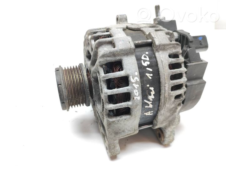 Mercedes-Benz A W176 Generatore/alternatore A0009063822