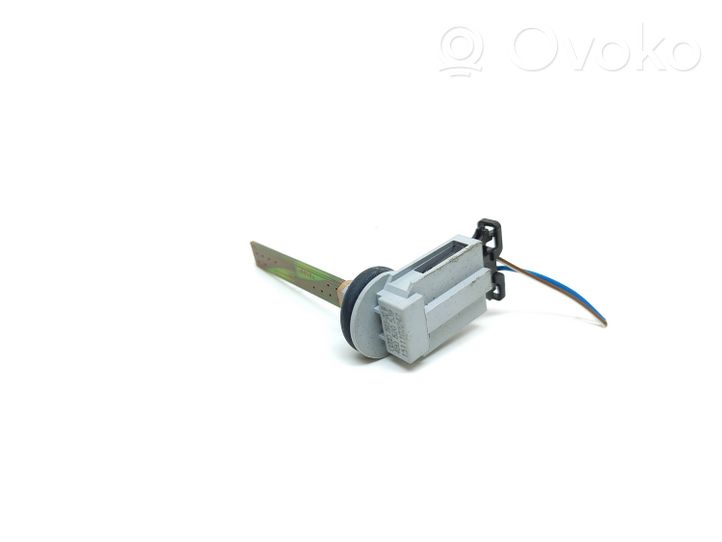 Audi A3 S3 A3 Sportback 8P Salona temperatūras sensors 4B0820539