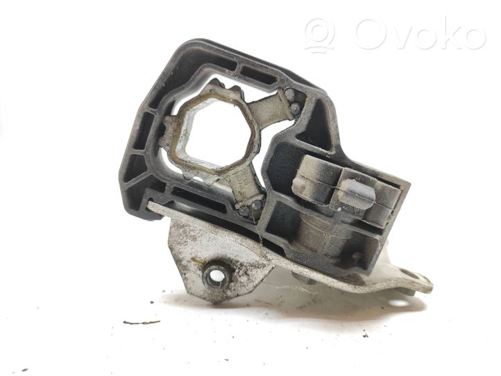 BMW 7 F01 F02 F03 F04 Staffa di montaggio del radiatore 7186513