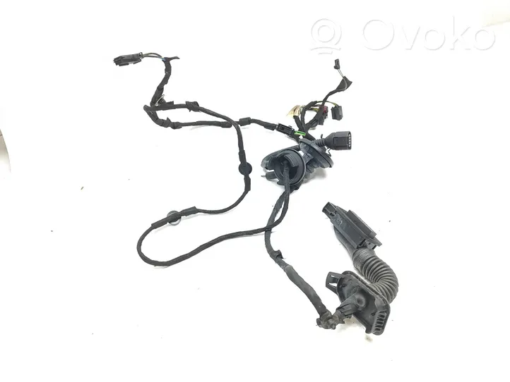 Audi Q3 8U Etuoven johtosarja 8U0971029AF