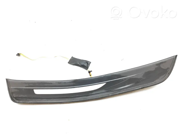 BMW 5 F10 F11 Garniture de marche-pieds arrière 57550913H