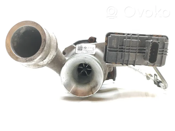 BMW 1 F20 F21 Turbo 8514266