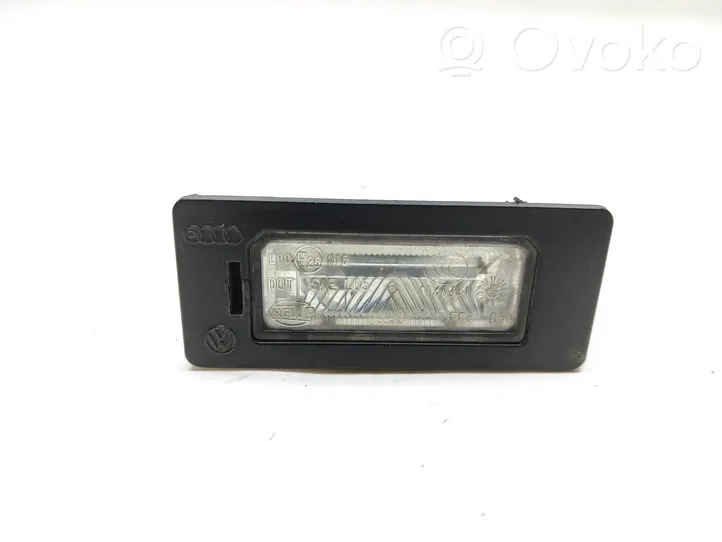 Audi A4 S4 B8 8K Luce targa 8T0943021