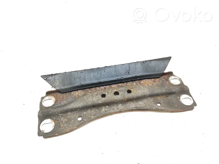 Audi A4 S4 B8 8K Staffa/supporto di montaggio della marmitta 8K0803183