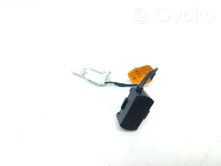 Citroen C3 Microphone (Bluetooth / téléphone) 9812373180