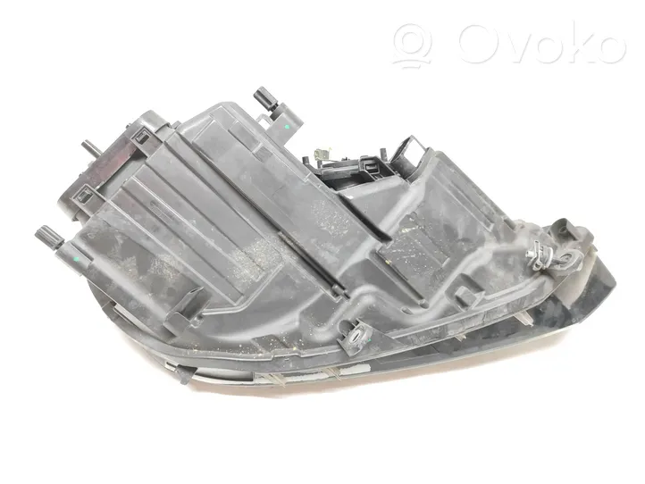 Volkswagen Touareg II Headlight/headlamp 7P1941033