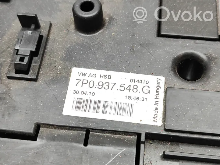 Volkswagen Touareg II Module de fusibles 7P0937548G