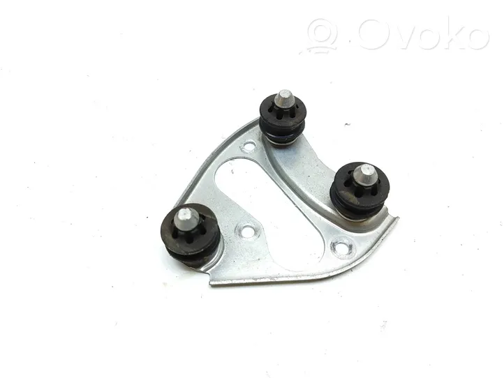 Volkswagen Touareg II ABS pump bracket 7P0614235P