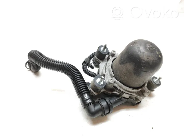 Volkswagen Touareg II Pompe à air secondaire 11800068