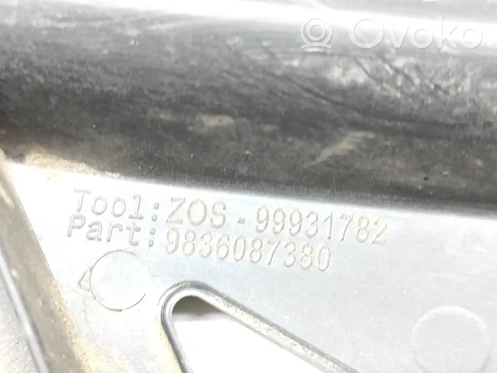 Peugeot 208 Support de pare-chocs arrière 9836087380