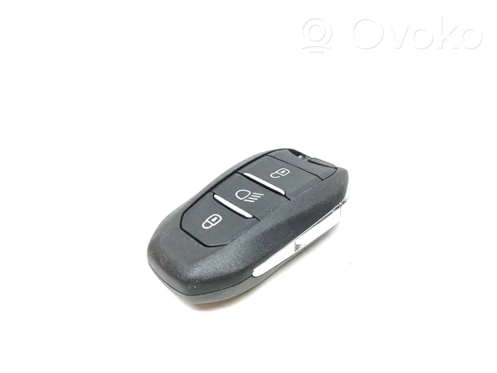 Peugeot 208 Ignition key/card 