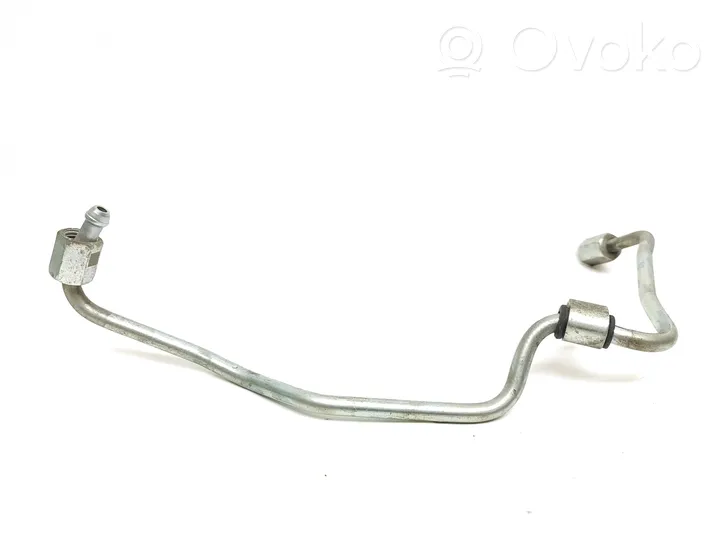 Toyota RAV 4 (XA50) Tuyau d'alimentation conduite de carburant 