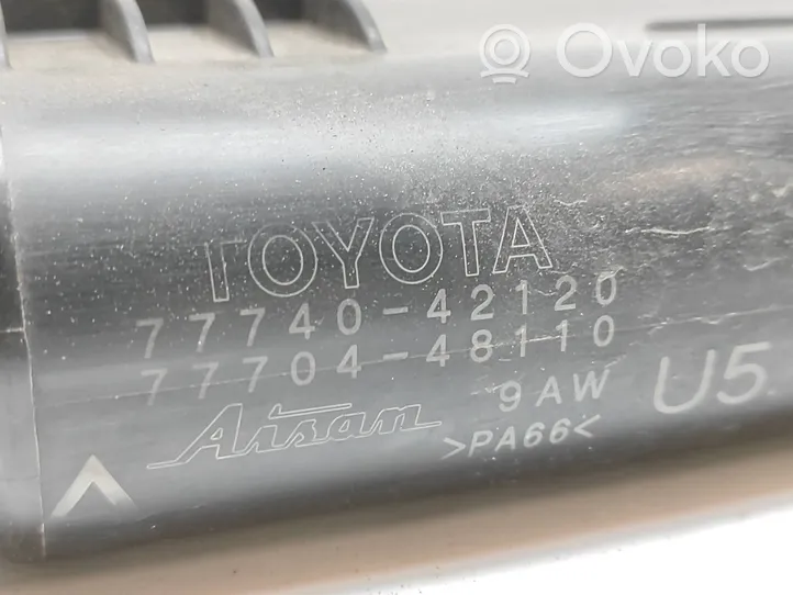 Toyota RAV 4 (XA50) Cartouche de vapeur de carburant pour filtre à charbon actif 7774042120