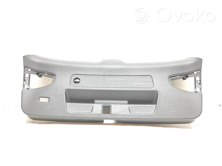 Audi A4 S4 B9 8W Set rivestimento portellone posteriore/bagagliaio 8W9867979