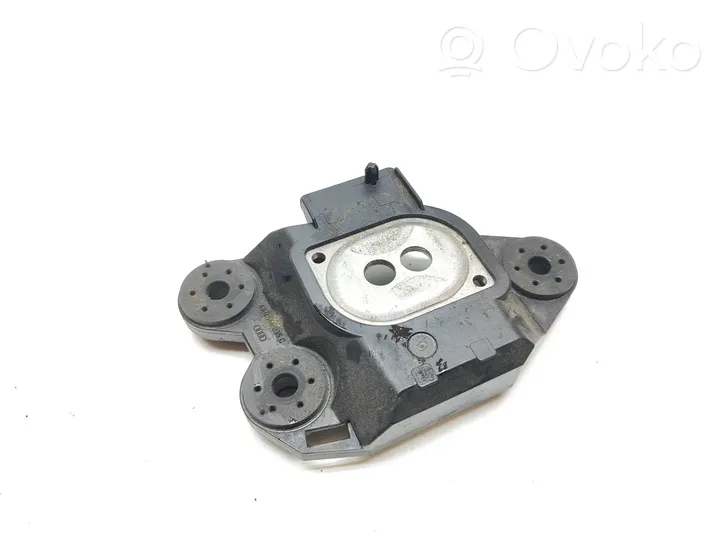 Audi A4 S4 B9 8W ABS-pumpun kiinnike 4K0614235C