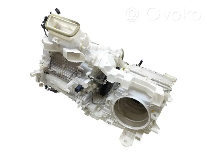 Toyota RAV 4 (XA50) Scatola climatizzatore riscaldamento abitacolo assemblata 4432608123