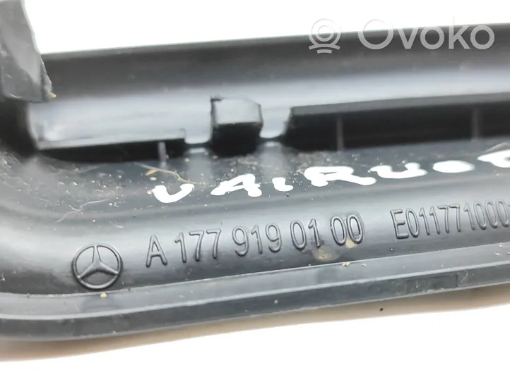 Mercedes-Benz A W177 Rivestimento del binario sedile anteriore del conducente A1779190100