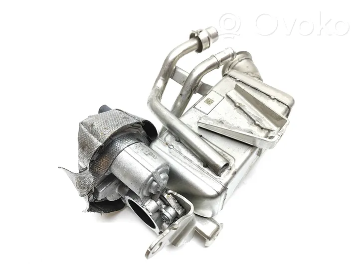 Audi A4 S4 B9 8W Valvola di raffreddamento EGR 05l131512A