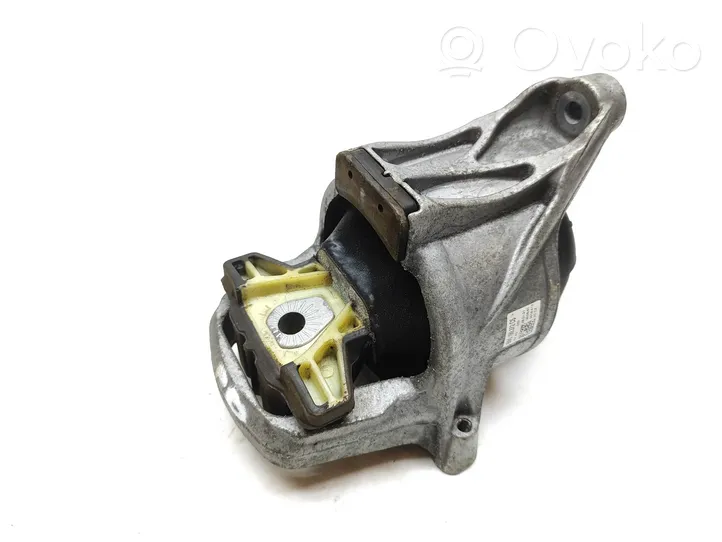 Audi A4 S4 B9 8W Dzinēja spilvens 8W0199372CS