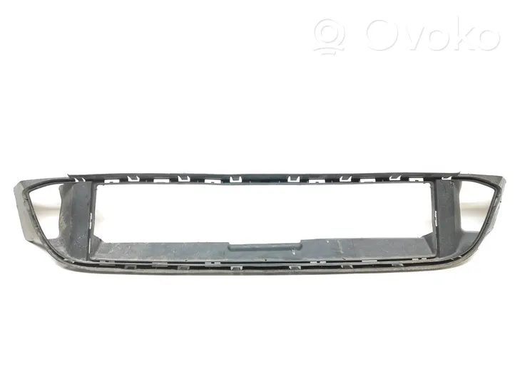 BMW 5 F10 F11 Wlot / Kanał powietrza intercoolera 8049347