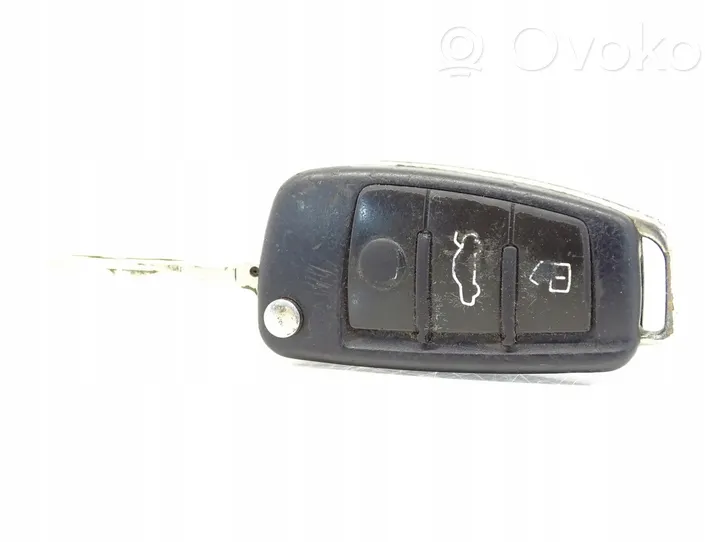 Audi A3 S3 8P Tarjeta/llave de arranque 8P0837220D