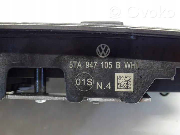 Volkswagen Golf VII Kattokonsolin valaisinyksikön koristelista 5TA947105B