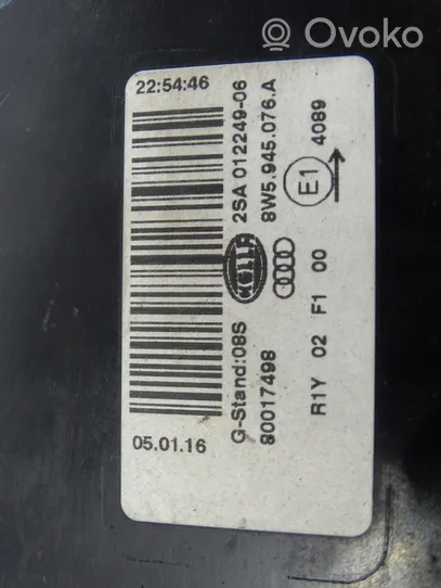 Audi A4 S4 B9 8W Takaluukun takavalot 8W5945076A