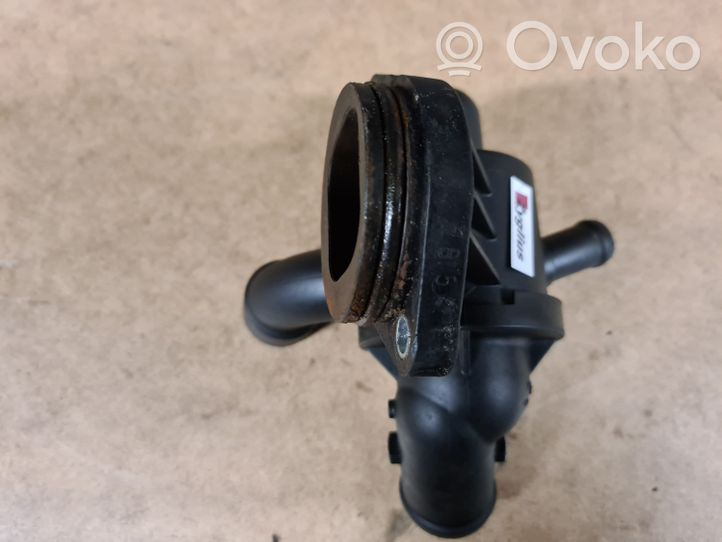 Volkswagen PASSAT CC Boîtier de thermostat V7548004