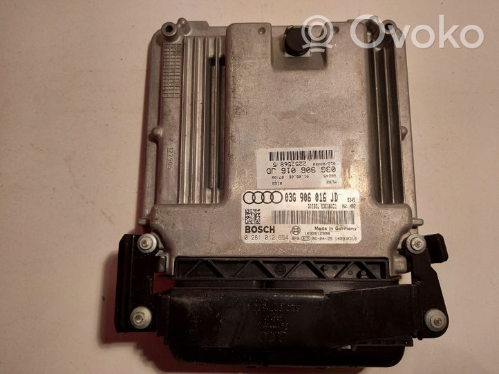 Audi A4 S4 B7 8E 8H Unidad de control/módulo del motor 03G906016JD