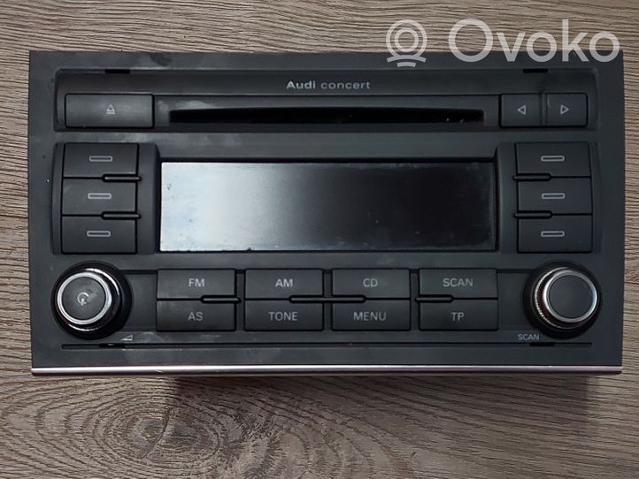 Audi A4 S4 B7 8E 8H Unidad delantera de radio/CD/DVD/GPS 8E0035186