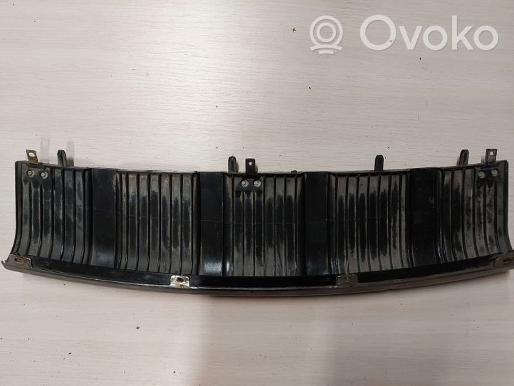 Audi A6 Allroad C5 Cache de protection inférieur de pare-chocs avant 4Z7807733A