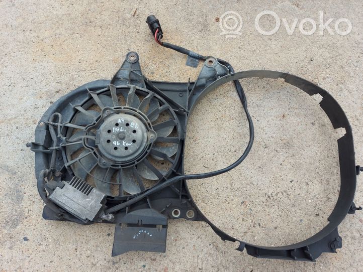 Audi A4 S4 B6 8E 8H Ventilateur de refroidissement de radiateur électrique 8E0121205B