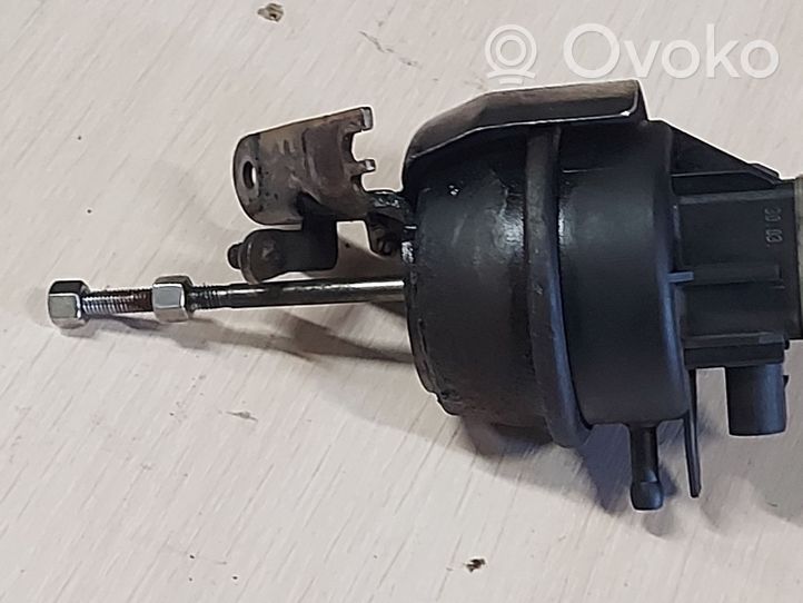 Audi A6 S6 C6 4F Turbo system vacuum part 