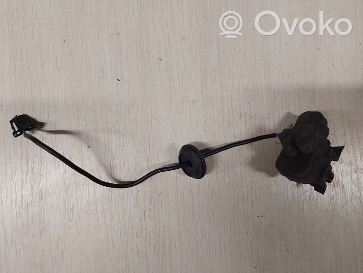 Volkswagen Tiguan Verrouillage du bouchon du réservoir de carburant 5N0810773D